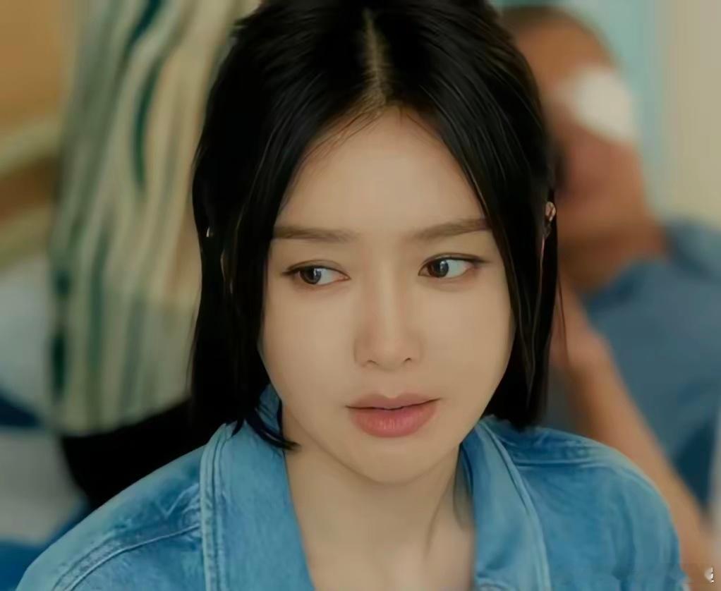 果然还是女人更懂女人，跟00后女同事一起讨论《亦舞之城》，关于剧中哪个更适合女主