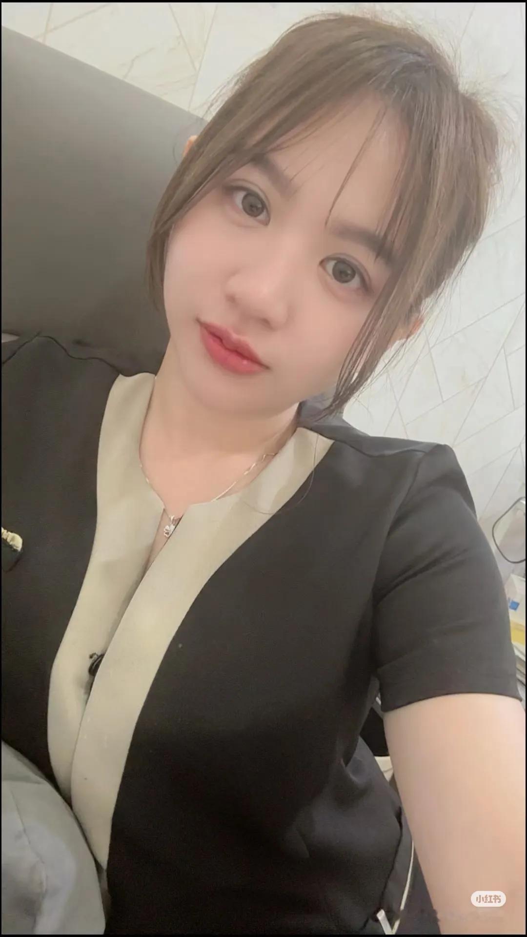 话说大马近几年就推出了许多样靓身材正，气质也相当不错的新晋博主，而可可就是其中之