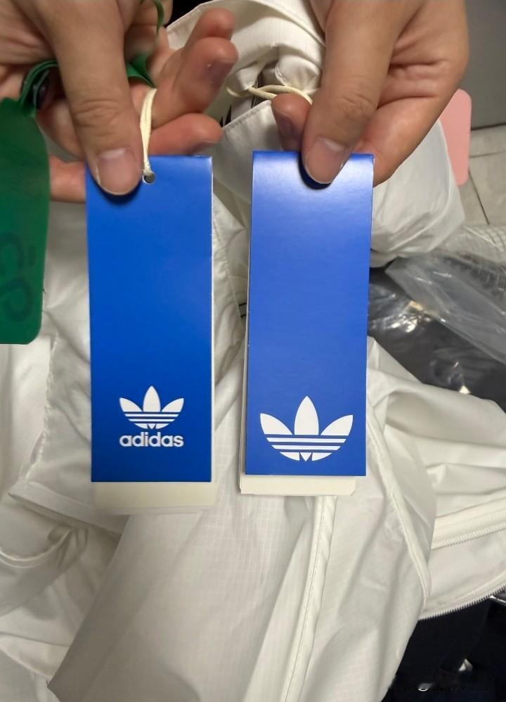 淘宝vs得物 到底那件是真的