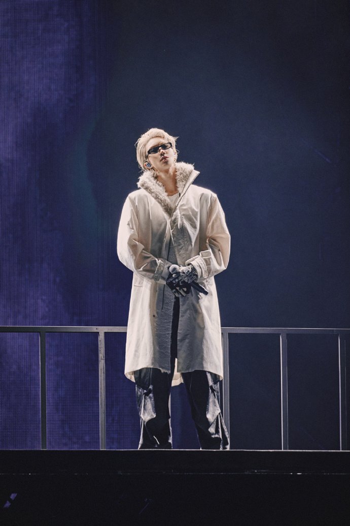 徐明浩演唱会随拍，舞台气场真的超强！火力全开