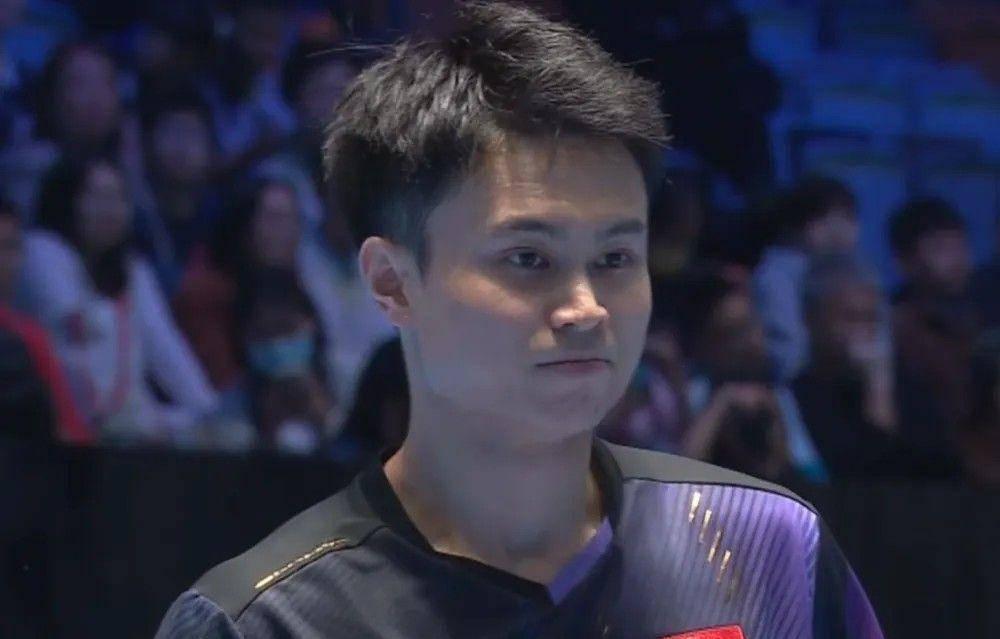 【上演顶级高水平对抗，周启豪扳平大比分】先失一局后，手热的世界第一王楚钦持续发力