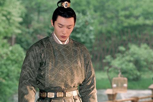 代旭上海复刻裴轸名场面代旭每一部剧给人的感觉都不一样，那名场面可太多了！！ 