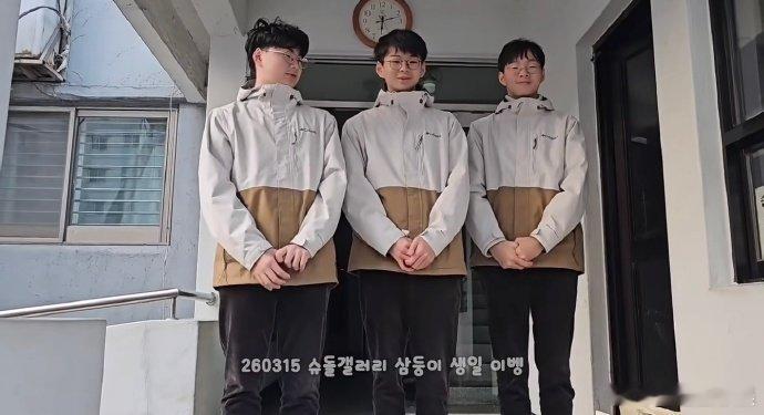 宋家14岁三胞胎身高宋家三胞胎都这么高了宋家三胞胎都这么高了，看着他们从《超人回