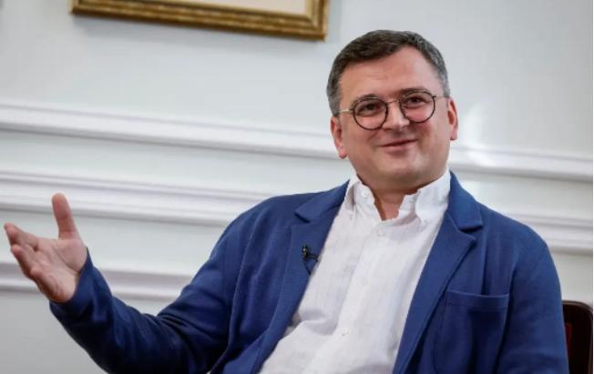 [太阳]据乌克兰媒体报道，乌克兰前外长库列巴发表声明称，如果公投时告诉乌克兰居民