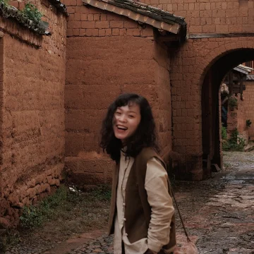 茜小姐