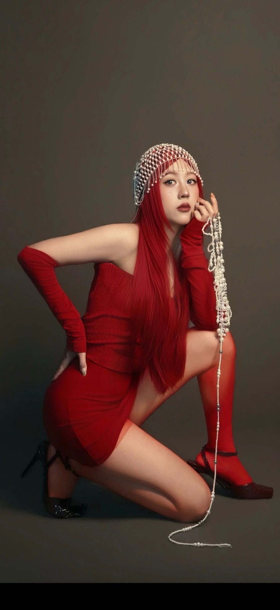 武大郎为什么在生命的最后一刻还期盼着潘金莲的回心转意？就是因为弱者以为人人都有良