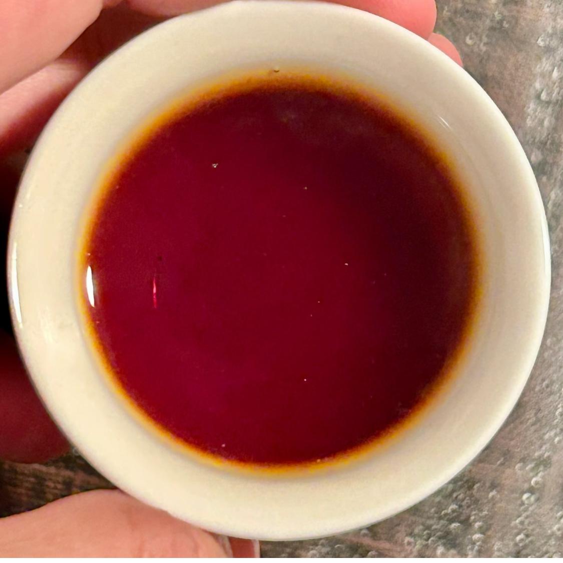 入口好喝的茶，不等于好茶，什么是好茶？好茶靠的不只是第一口的惊艳，更是从头到尾的