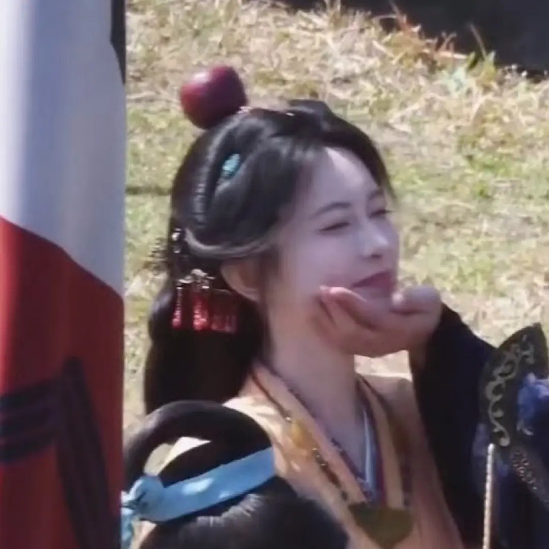 虞书欣和孟子义的新剧路透，谁是真元气？ 