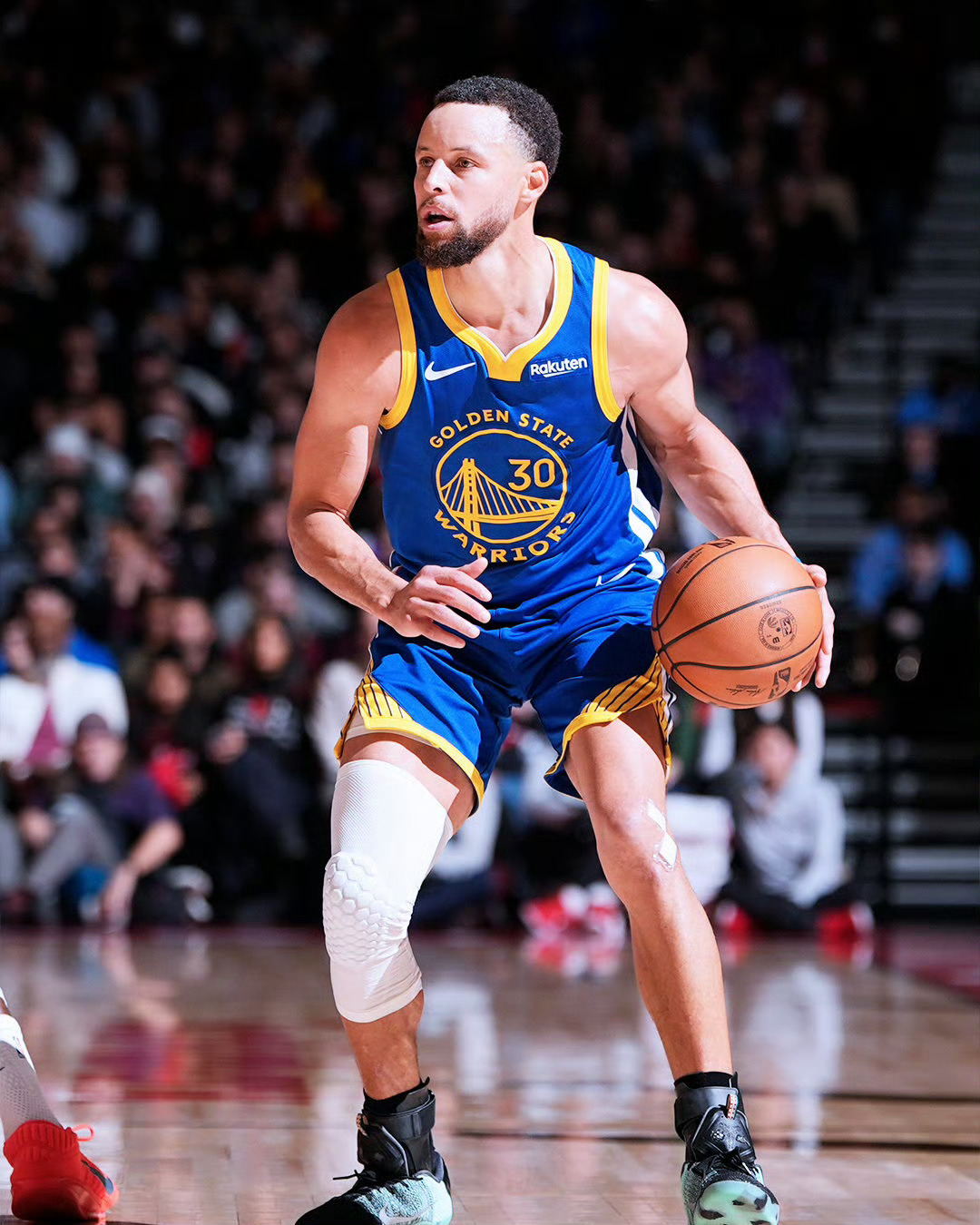 我刚醒 末节没有看谁能告诉我 勇士这最后是怎么输给猛龙的 ？ 