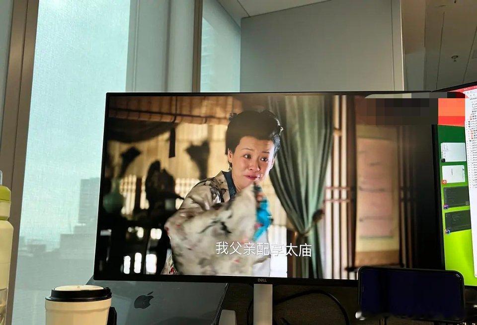 到现在我都不知道下句话是什么 ​​​