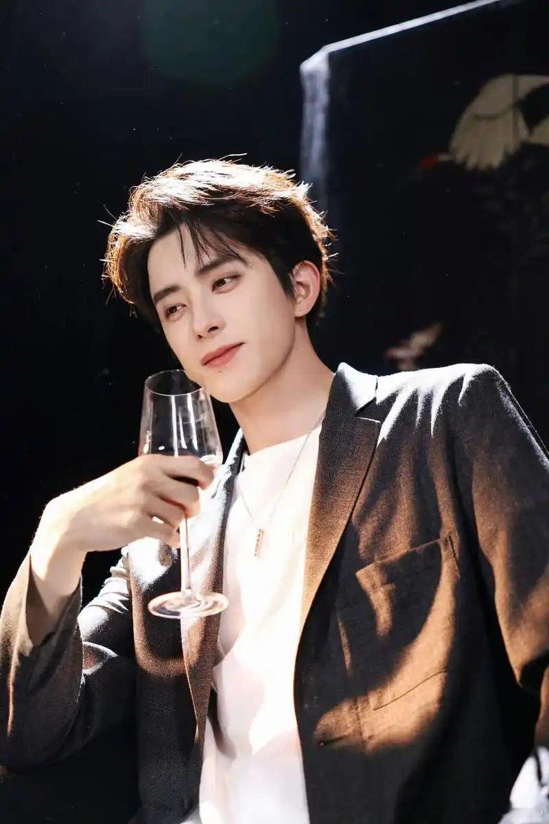 敖瑞鹏 疑似银河落嘴里 《奔跑吧 天路篇》K55亲水叠瀑布打卡名场面来袭！翟子路