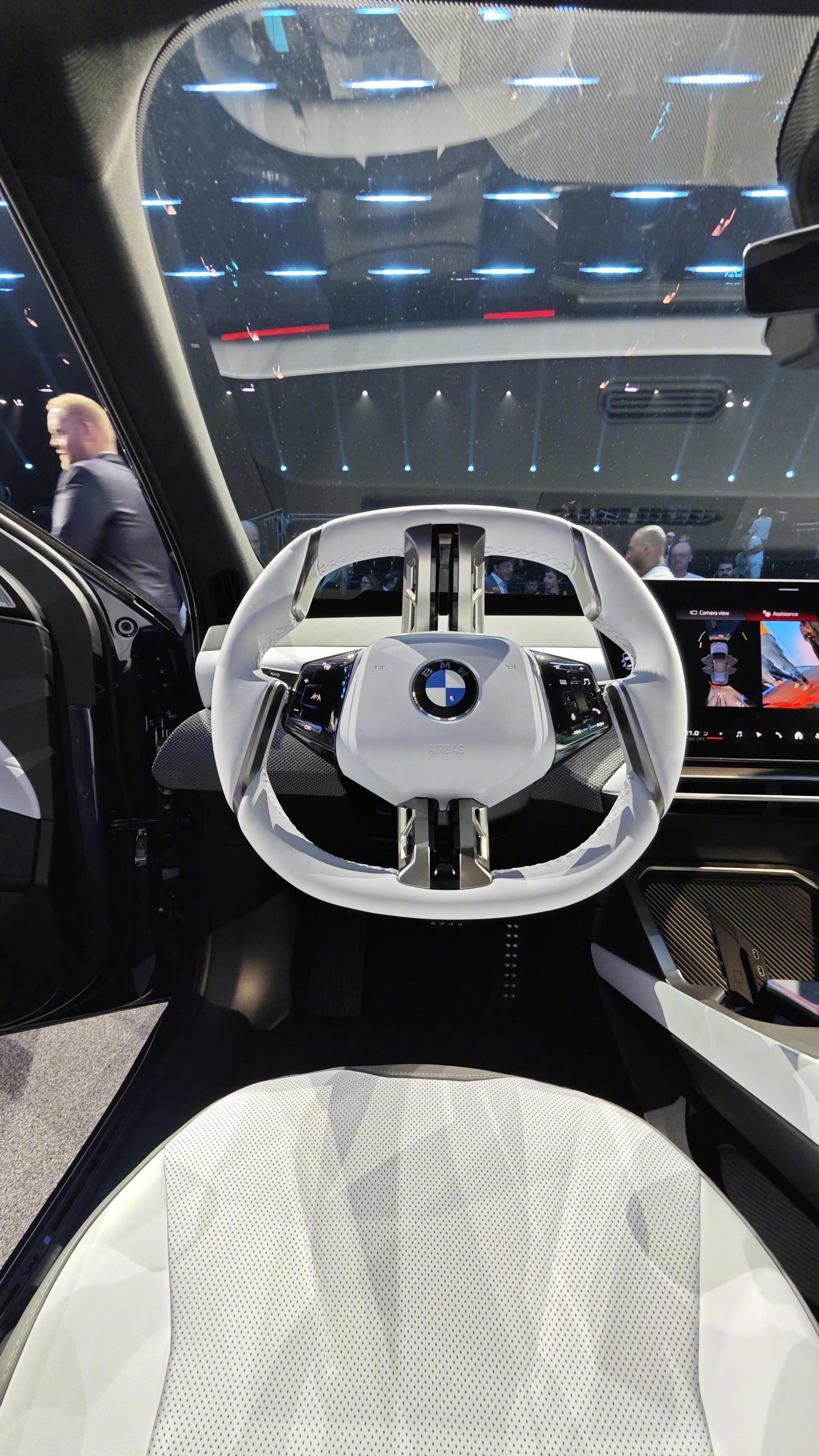 全新宝马iX3浅色内饰真漂亮，换档杆又变了 ​​​