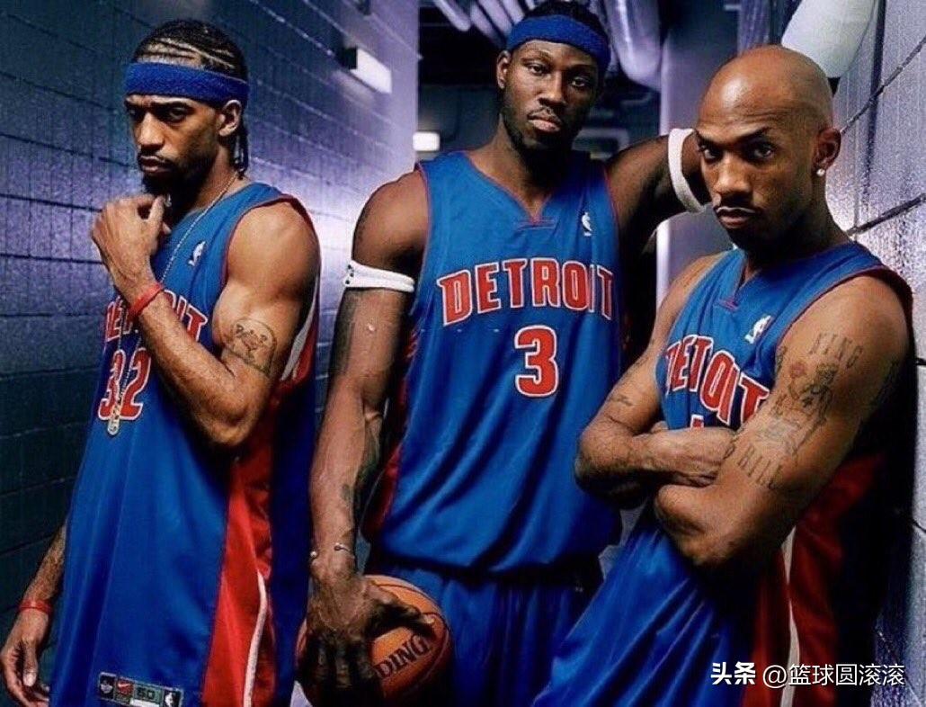 NBA最大意难平！活塞榜眼弃安东尼选米利西奇，队内彻底两极反转！
 
NBA最经