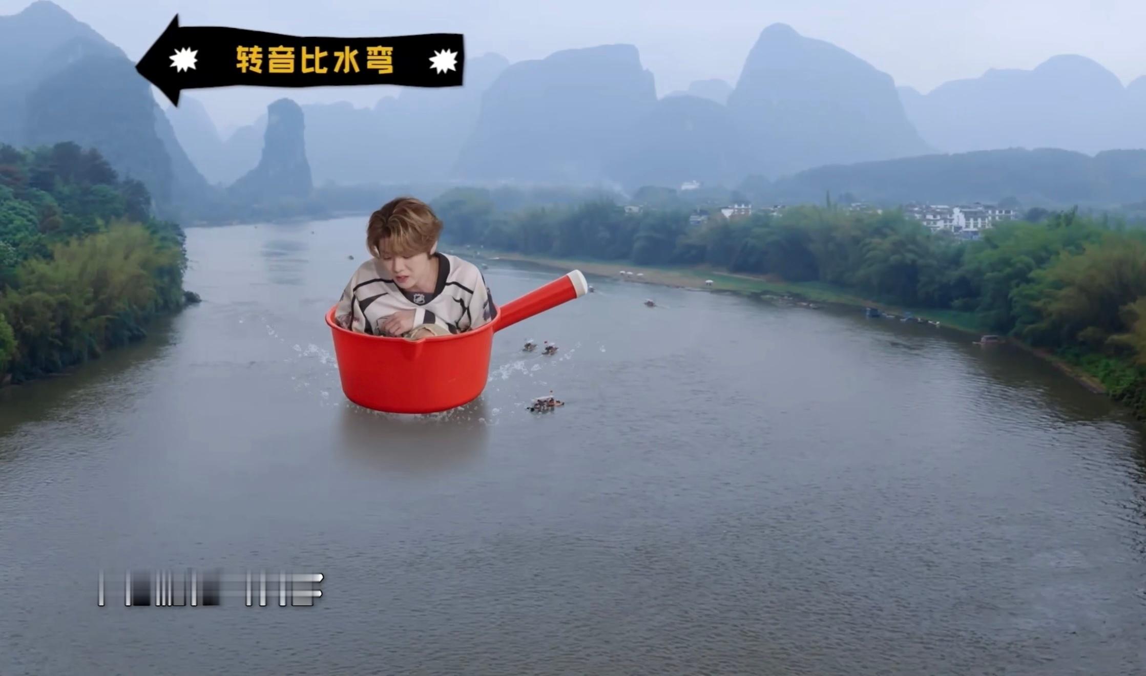 吴克群说他快可以生鹿晗了哈哈哈哈哈 吴克群被夸年轻，鹿晗说像同龄，他接“快能生你