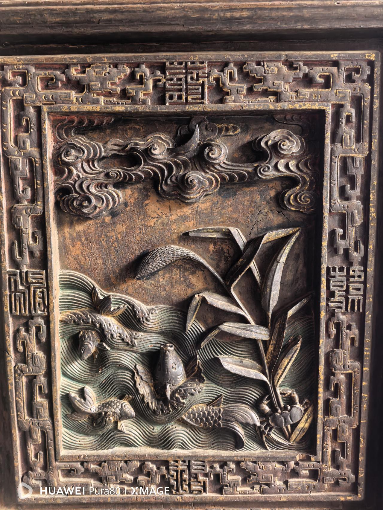 大成殿22扇透雕花木门（核心木门）：清代乾隆/嘉庆年间所造，距今约 200余年；