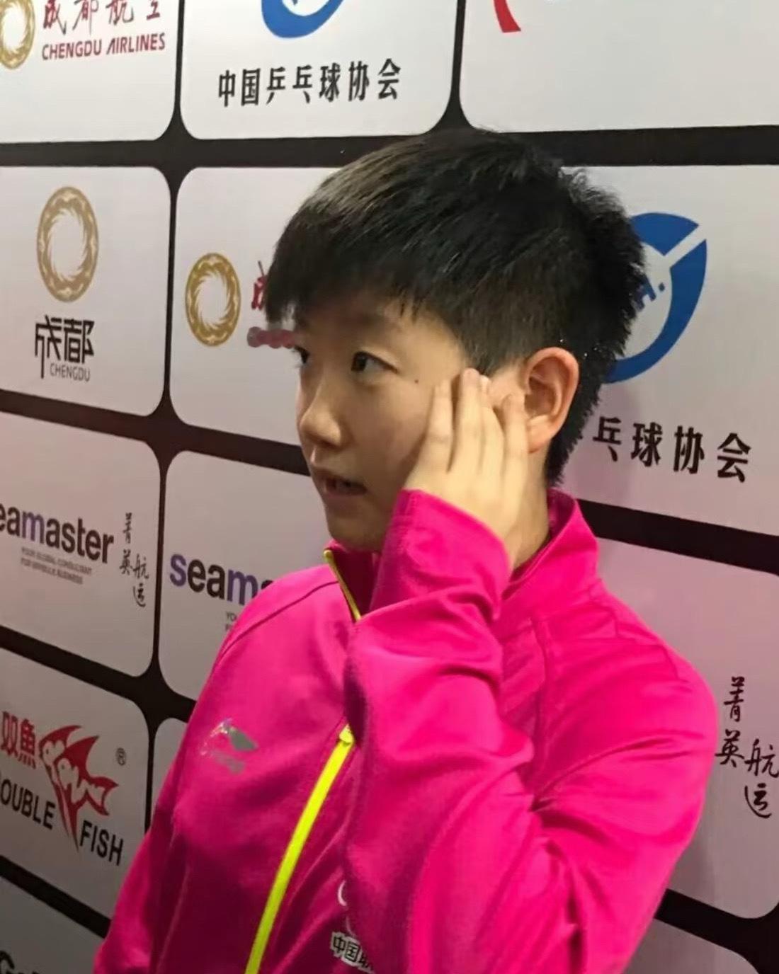 我这么可爱的一只小猫呢？？？ 