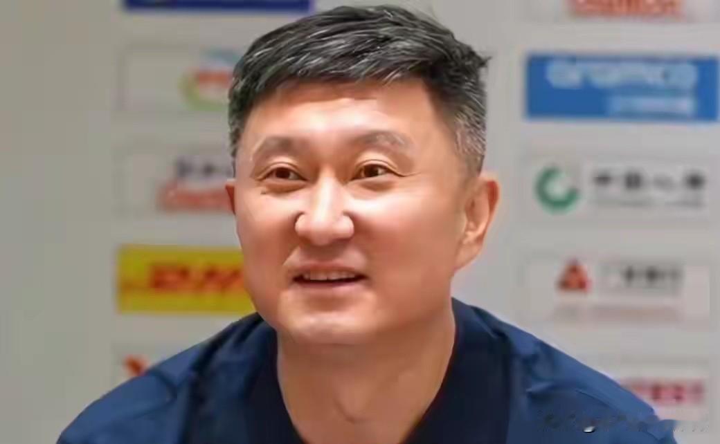 杜峰指导一针见血，点评中国男篮的表现。
   首先杜峰承认日本队的进攻效率确实高
