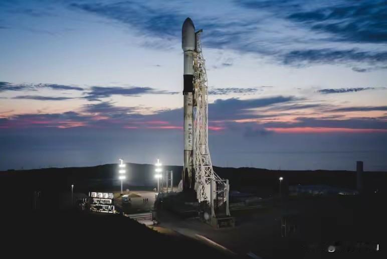 朱雀三号长征十二号甲回收失利 中国可回收火箭发展遇阻近期朱雀三号回收时发动机异常