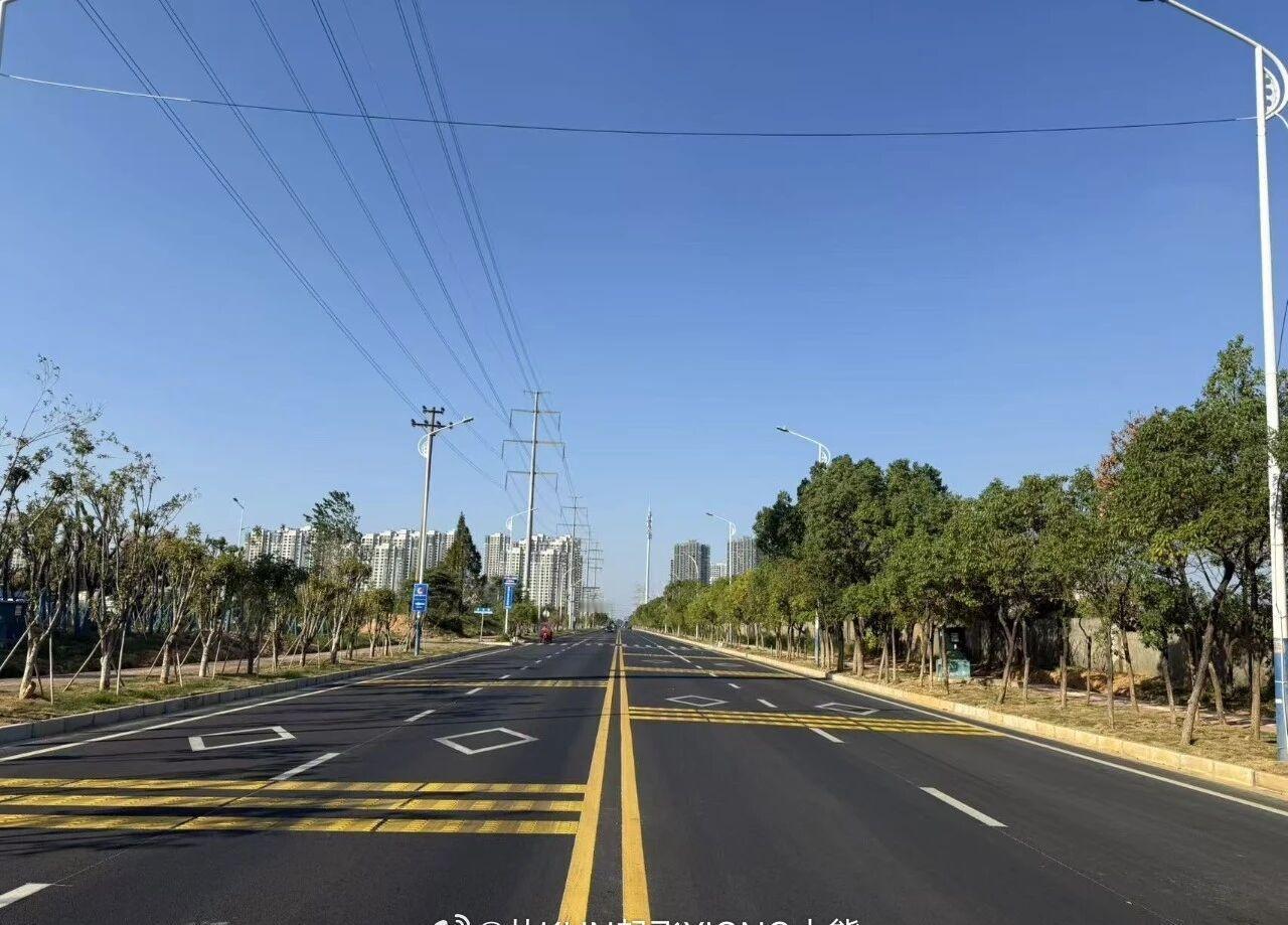 【英雄城交通•道路 | 不错！曰修路提升改造工程顺利完工】
南昌[超话] 稳中求