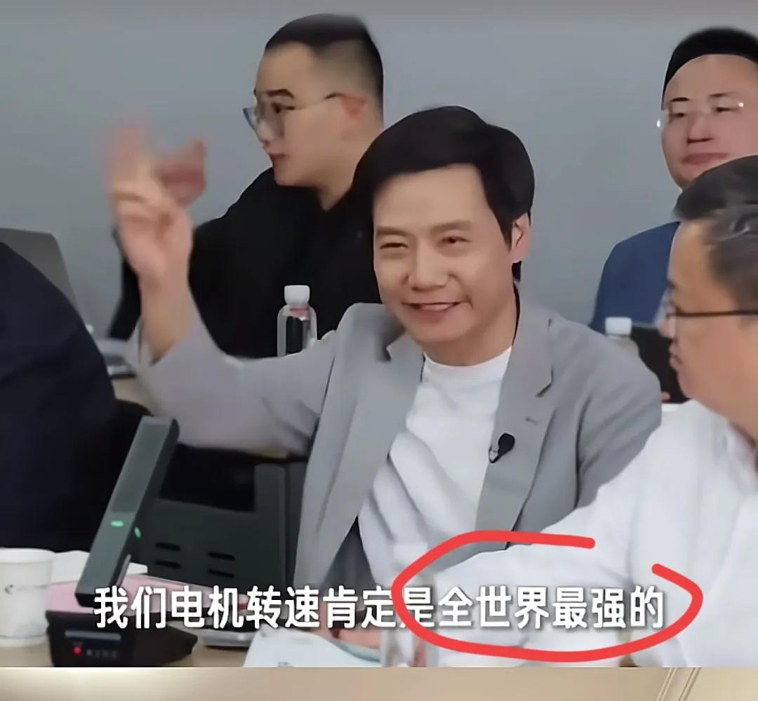 他说他自己的产品这个也是第一，那个也是第一，“在每个领域都是第一”，最神奇的是，