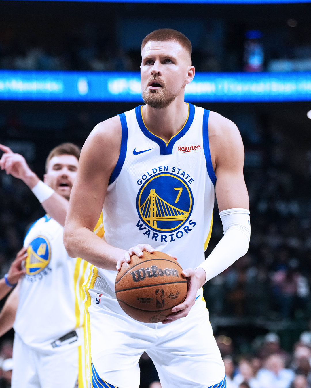 波尔津吉斯22分，7篮板，5助攻，1抢断。勇士加时战胜独行侠能打球的波神真香