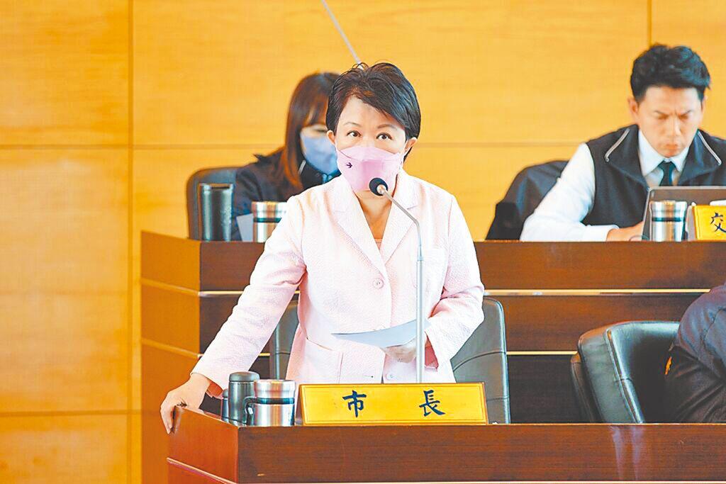 台中市长卢秀燕被视为蓝营挑战2028年大选热门人选，党内反对主席朱立伦的势力，频