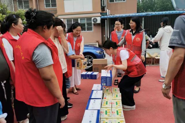 江苏淮安：淮阴区残联“三力”党建品牌“一路生花”