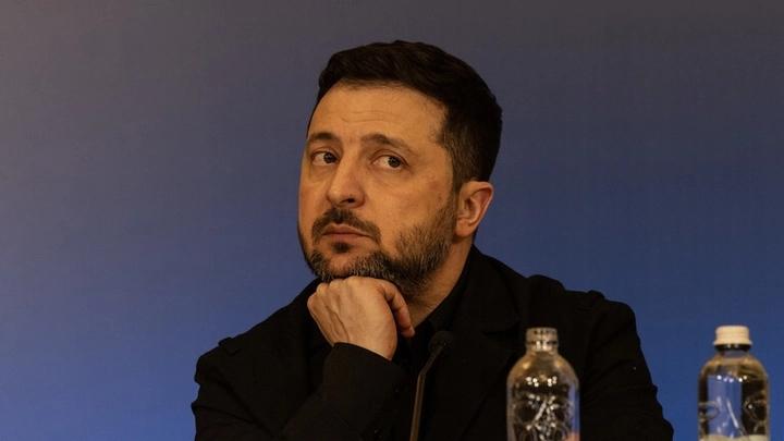 不反驳、不硬刚！
泽连斯基反常示弱，白宫施压已到极限，乌克兰或将被迫妥协。
 