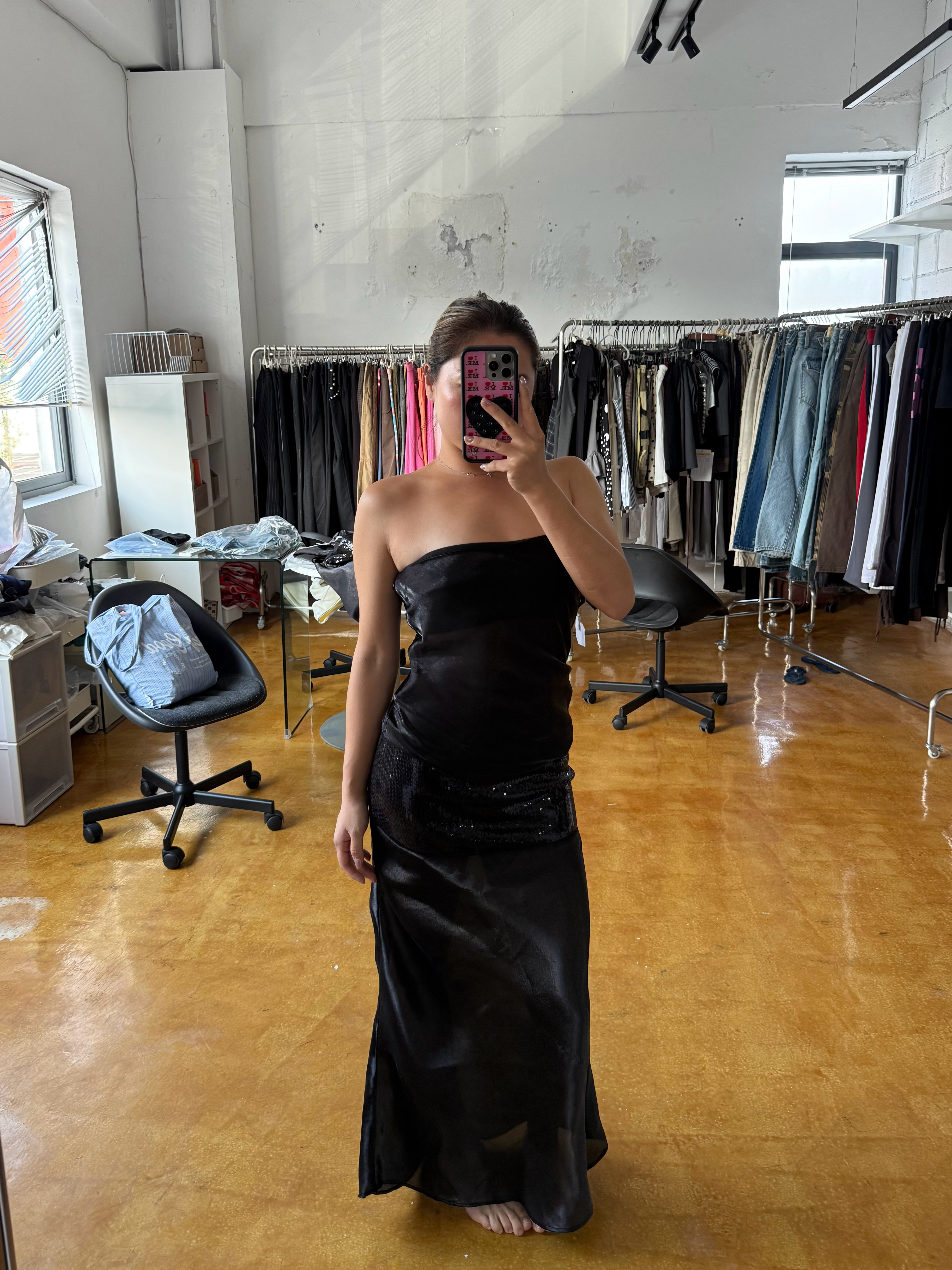 隐藏式剧透才回来两天就忙的人仰马翻了但素想到月末的上新就表示很激动明天就要开始拍