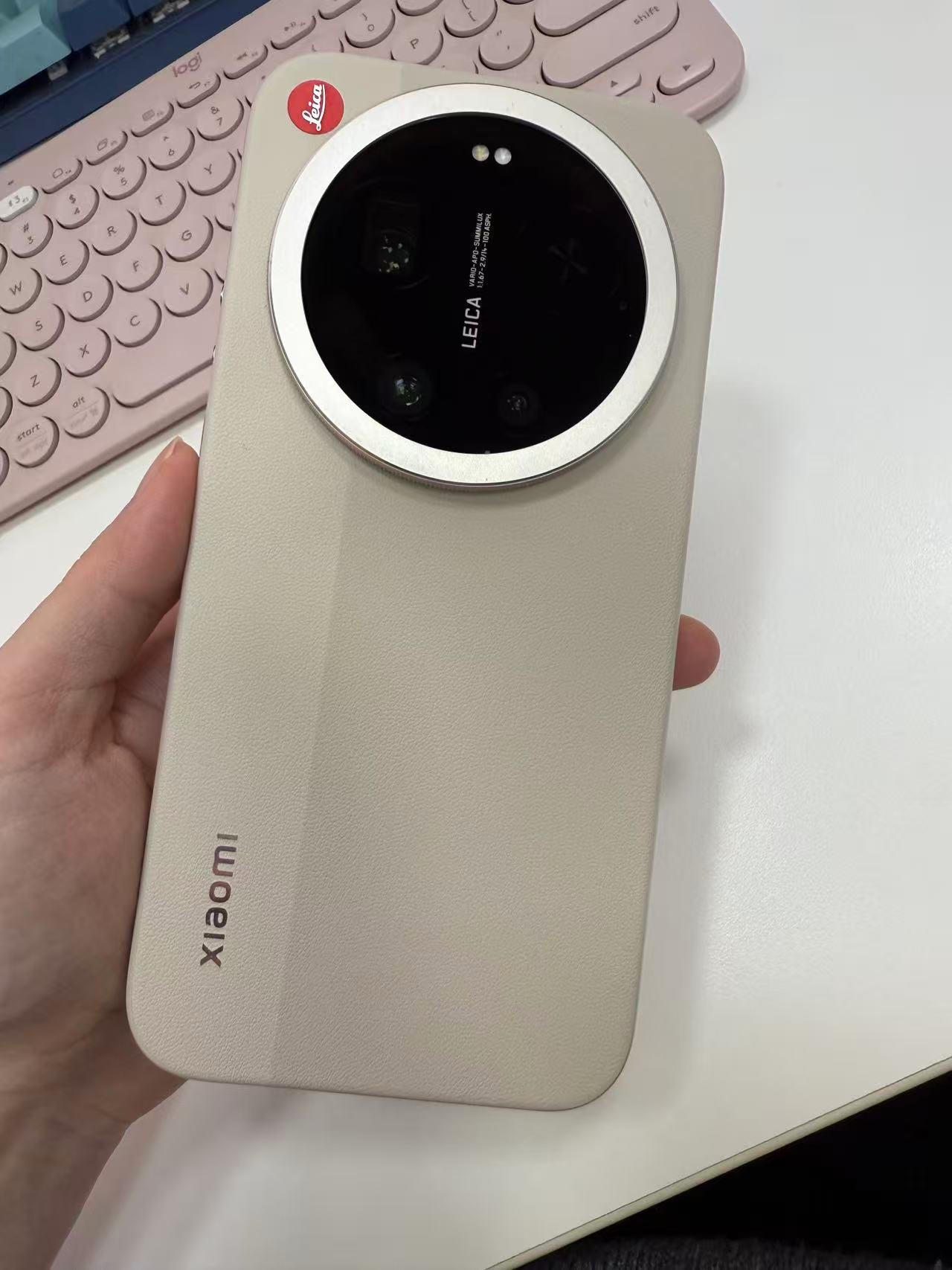 芜湖！同事首发的小米17ultra徕卡好赞啊

刚上班，同事首发入的小米17ul