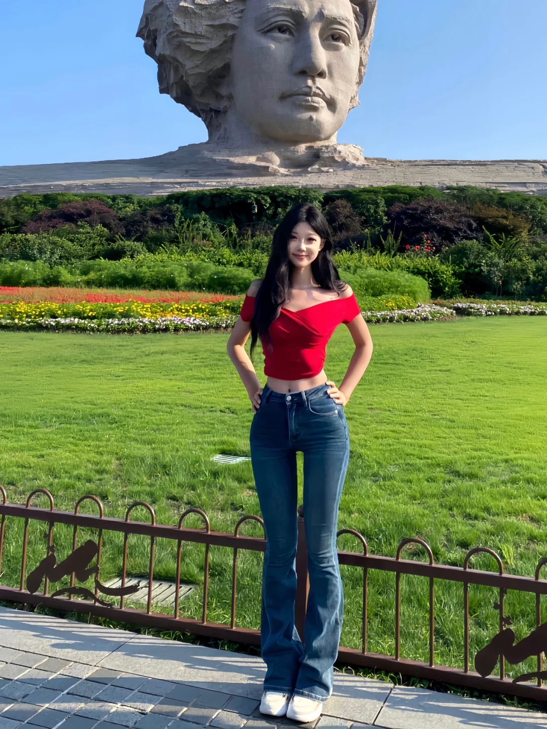 四十度的橘子洲头和一生要出片的中国女人