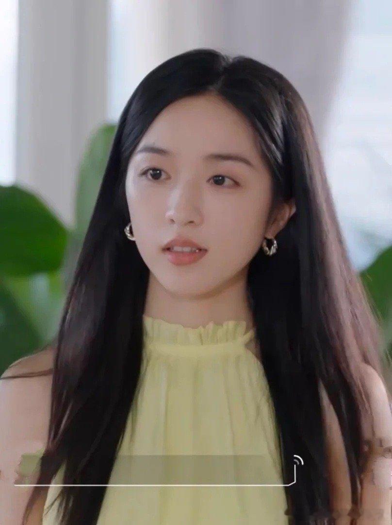 《心动的信号》这一季的女生让我看到眼睛一亮又一亮！！ ​​​