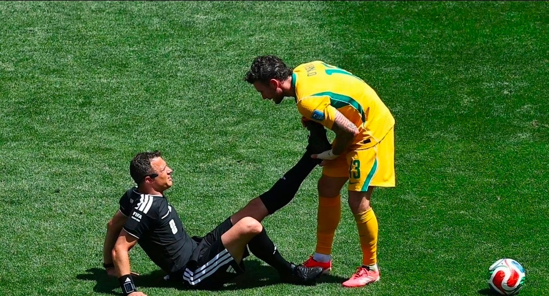 锁定晋级资格！美国2-0澳大利亚两连胜出线，世界杯第二队诞生，亚足联遭6连败北京