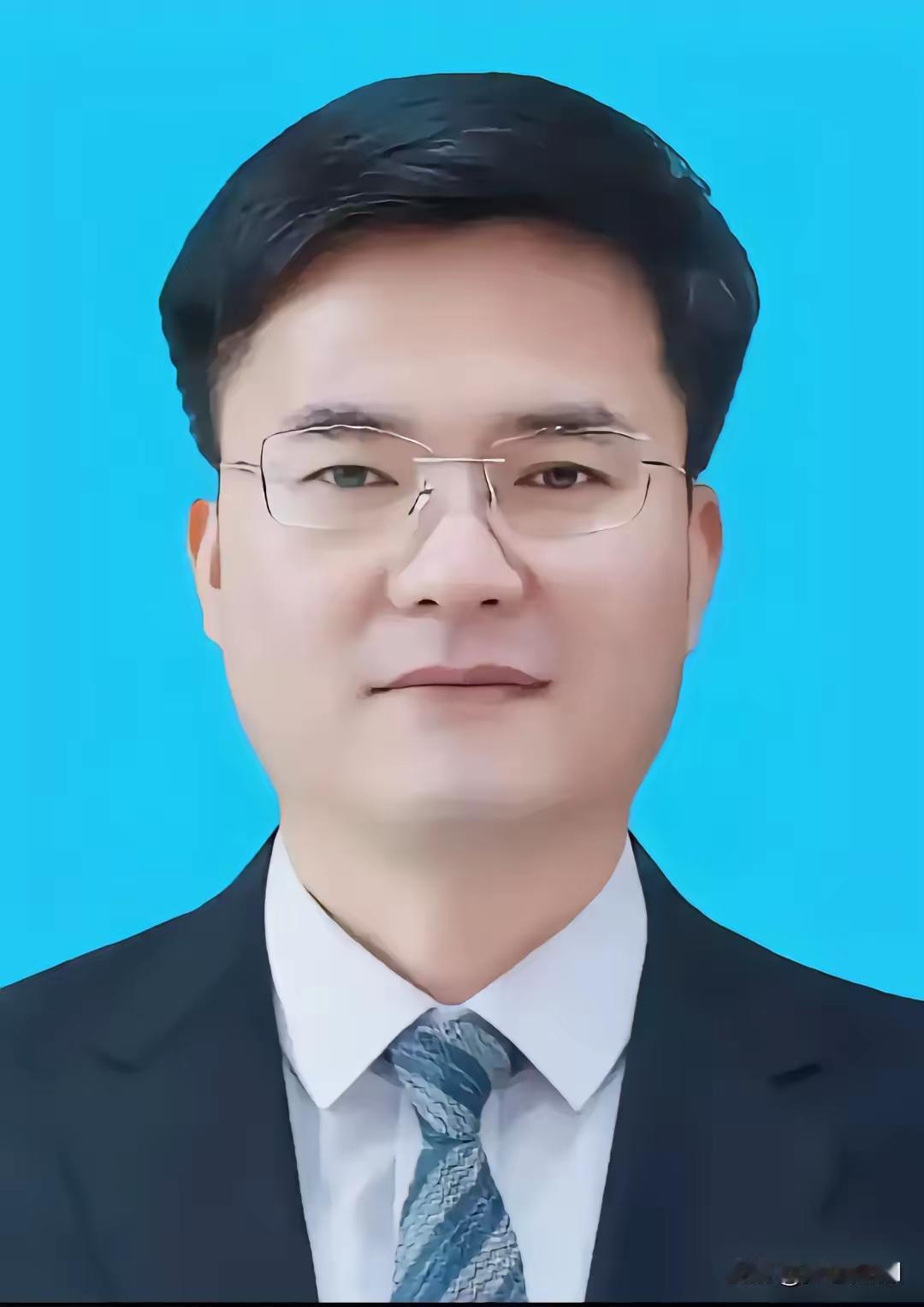 百姓观察：从王正儒被查说起反腐败
        36岁的法学博士、教授、正厅级