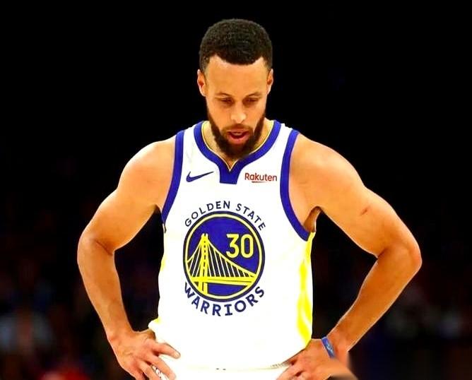 快船球迷昨晚，直接把手机砸了！谁能想到，那支差点掀翻他们的勇士，转头就跪在了太阳