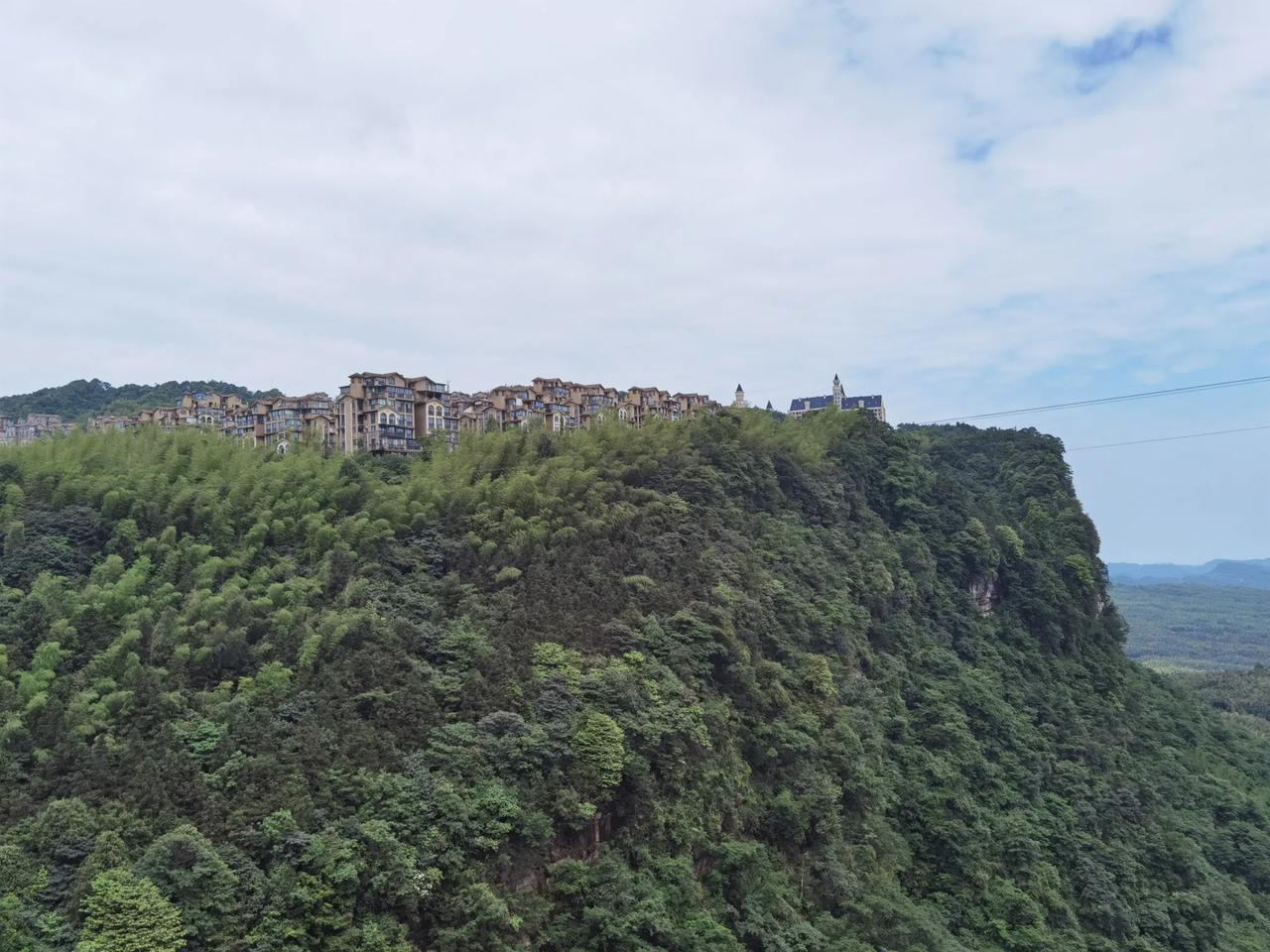 无限风光在险峰