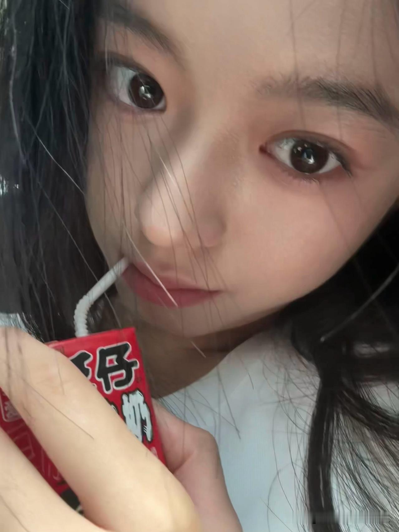 黄杨钿甜分享图片