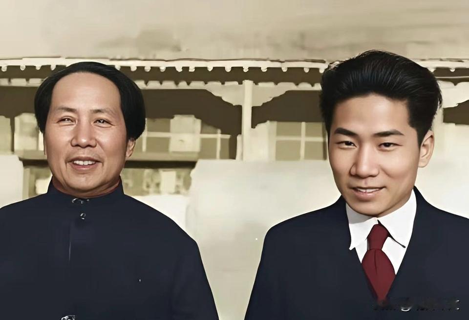 毛主席和儿子毛岸英在延安