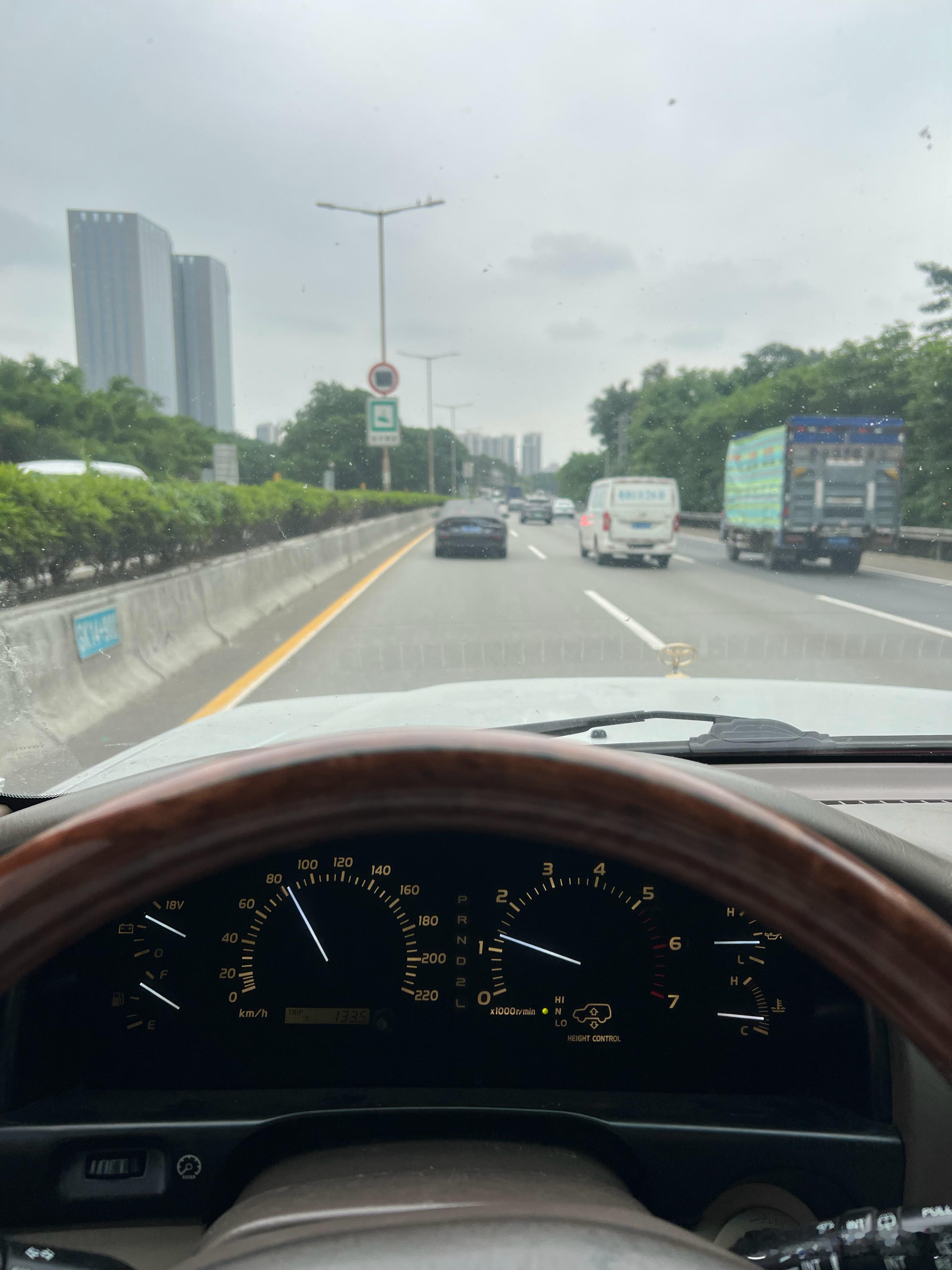 无名出品  五一开这车出门，也挺奢侈的 广州