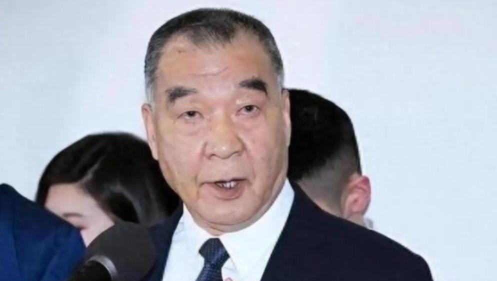 你要打多久我就陪多久！只要大陆战机敢越线，台军就开第1枪击落。邱国正一边大声宣称