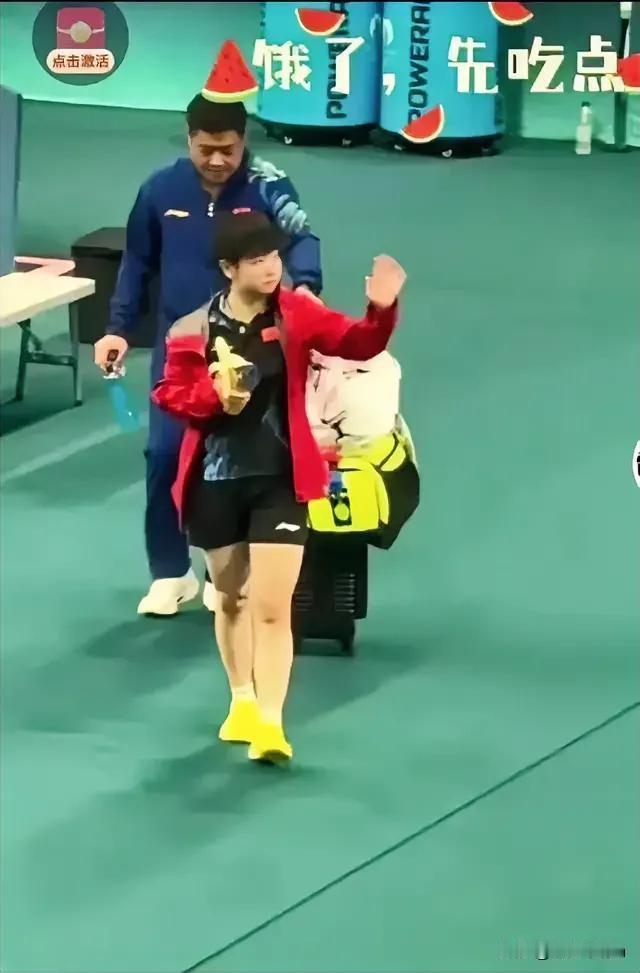 喜欢某个运动员无可厚非。莎莎是中国优秀的运动员也当之无愧，大多数人因孙颖莎而又重