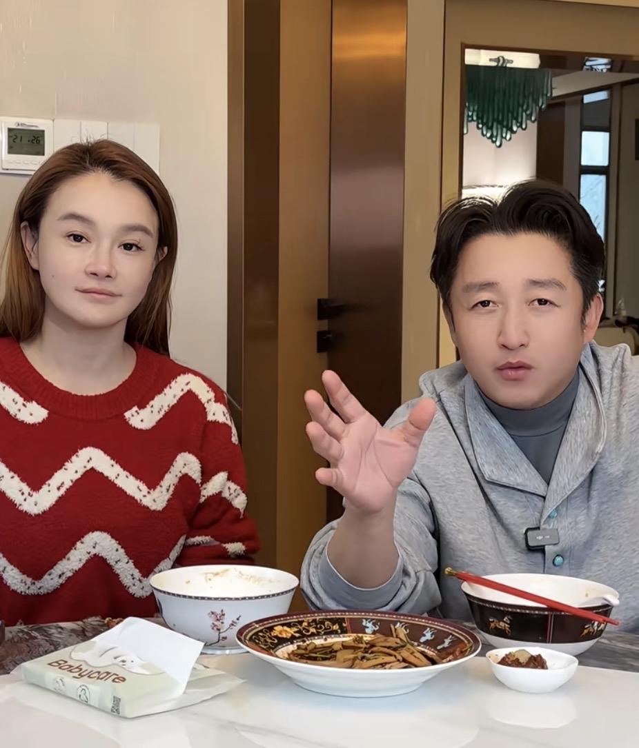 zhiusiiming夫妻如果只是开个拳馆，也不至于亏2亿，他们夫妻还开过火锅店