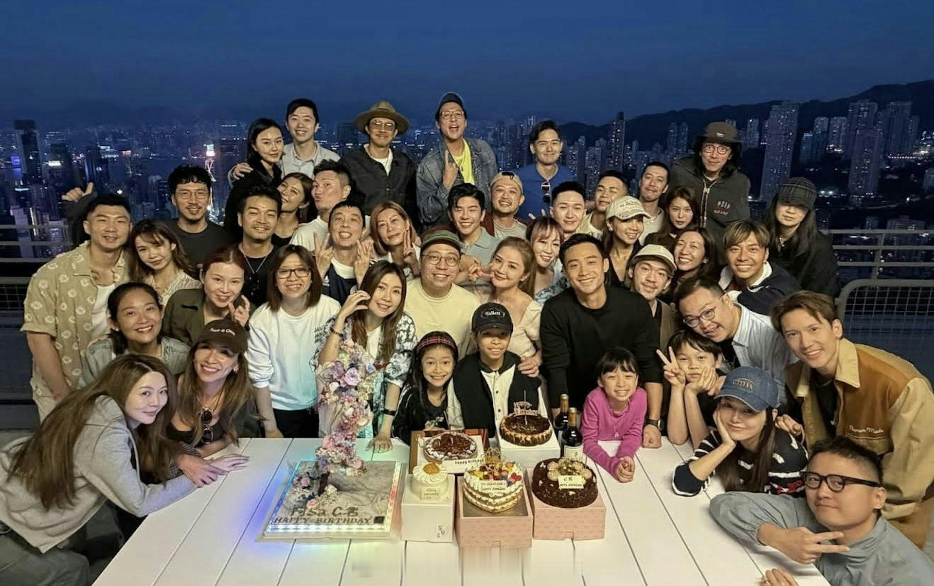 蔡卓妍認愛健身教練男友同居試婚　Elvis收工直奔阿Sa億元香閨現年43歲的蔡卓