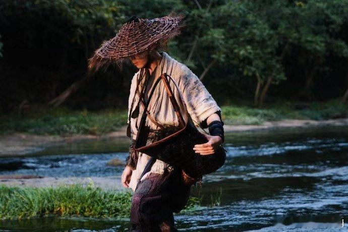 吴磊剑来概念片好有质感，一看就是大制作更加期待陈平安啦！ 