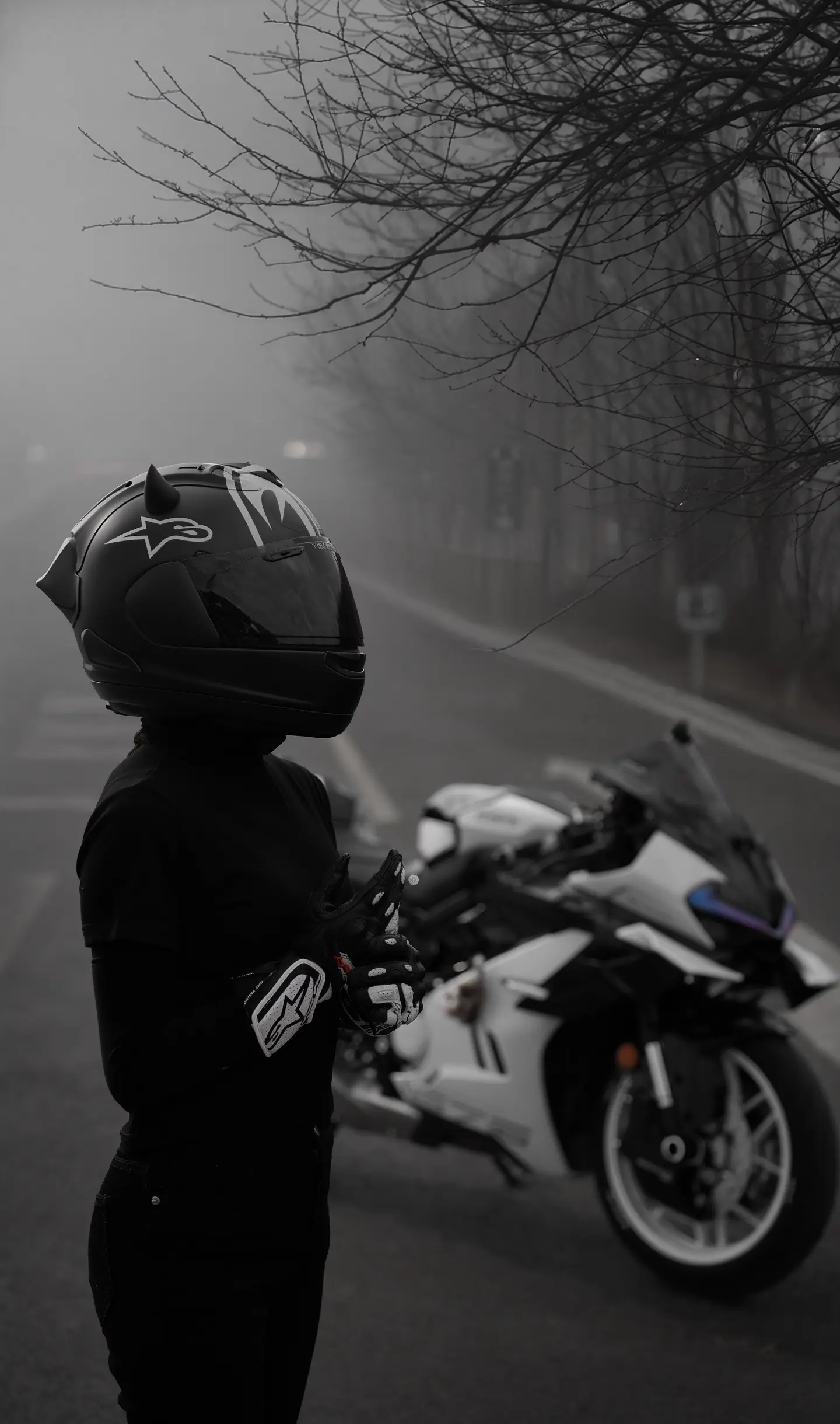 🖤🤍