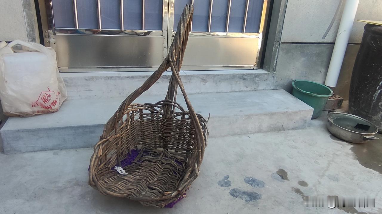 鲁南山区一带，在八九十年代这个东西用的比较多些，现在很少有人用了，不过还是能见到