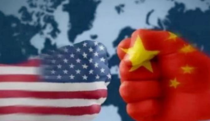 美国要是倒下了，最受伤的还是中国。因为美国与中国现在已经是 “你中有我，我中有你