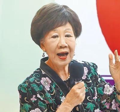 “台独”懵了，两岸都惊了！如果不是亲耳听到，恐怕没人敢相信这话是从吕秀莲嘴里说出