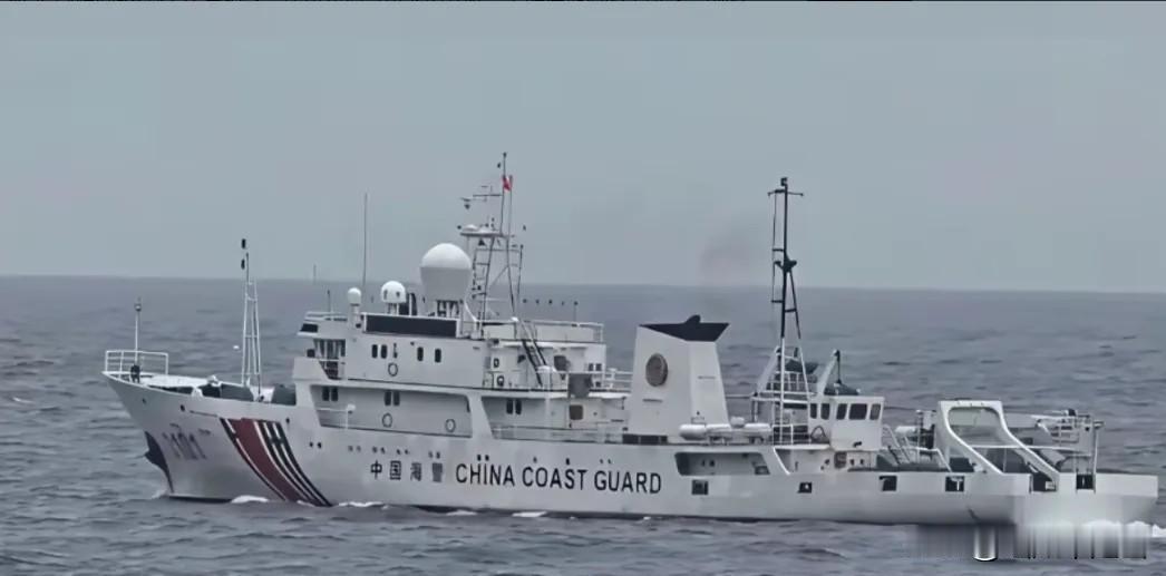 东沙爆发激烈对峙，台中舰威胁采取行动后，直接提速对着大陆海警船冲了过去，奉命撞舰