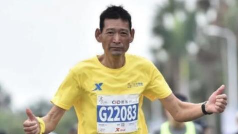 “你只能活三个月了！”53岁的安徽男子被确诊为肺癌晚期，医生说手术无用，他却不听